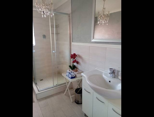 7 BEDROOM HOUSE FOR SALE IN NOORDRAND